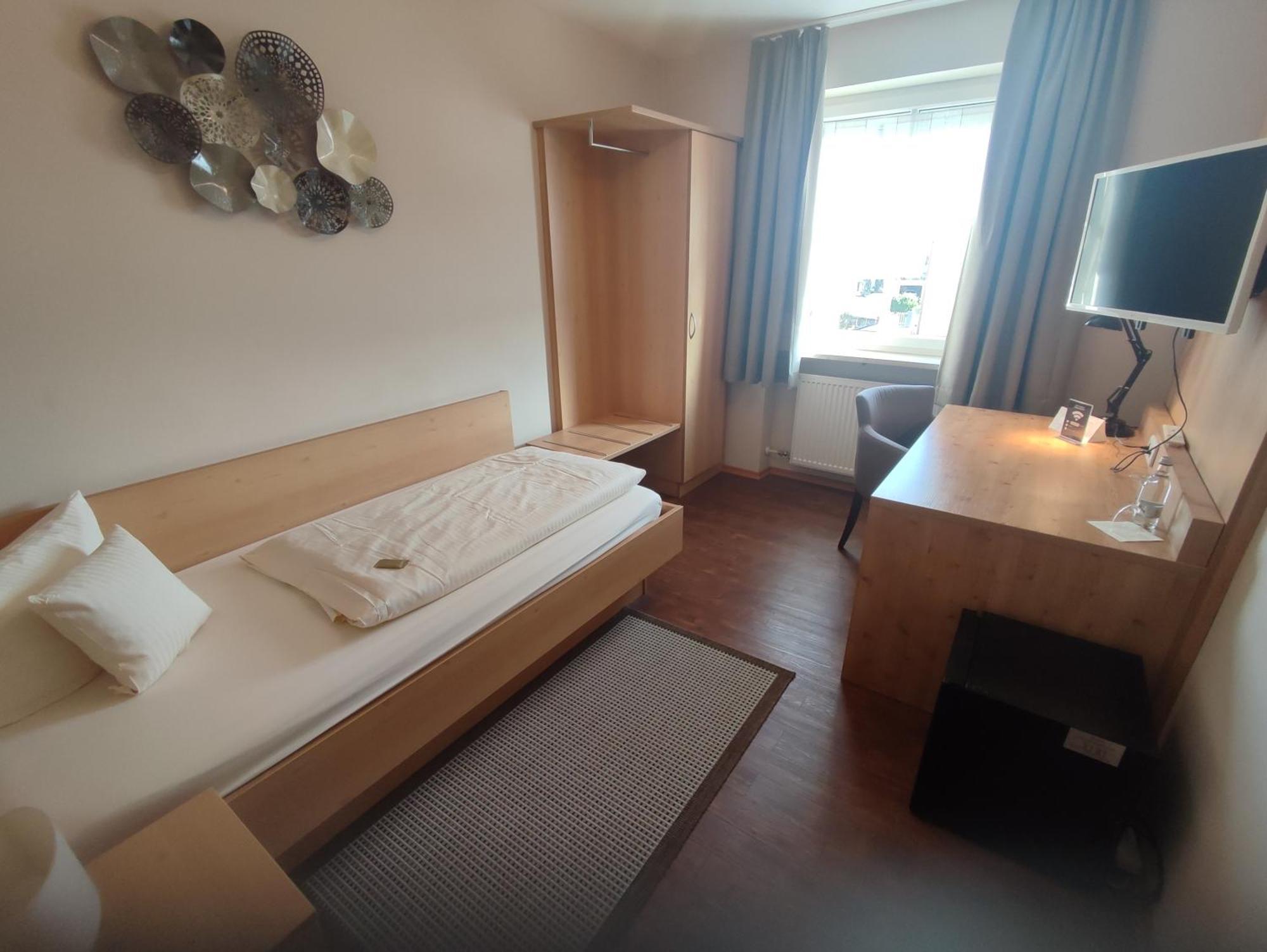 Hotel Landgasthof Euringer Oberstimm ภายนอก รูปภาพ