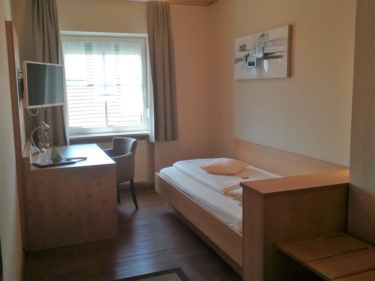 Hotel Landgasthof Euringer Oberstimm ภายนอก รูปภาพ